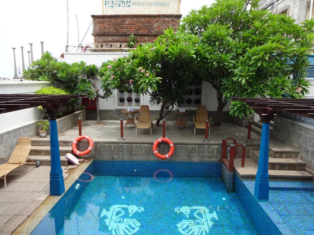 Hotel The Promenade Puducherry Zewnętrze zdjęcie