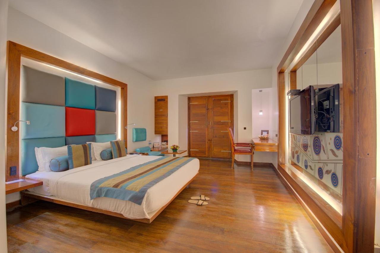 Hotel The Promenade Puducherry Zewnętrze zdjęcie